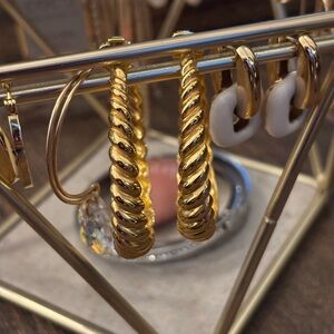 Kate Spade ♠️ Elegant Gold Twisted Hoop Earrings